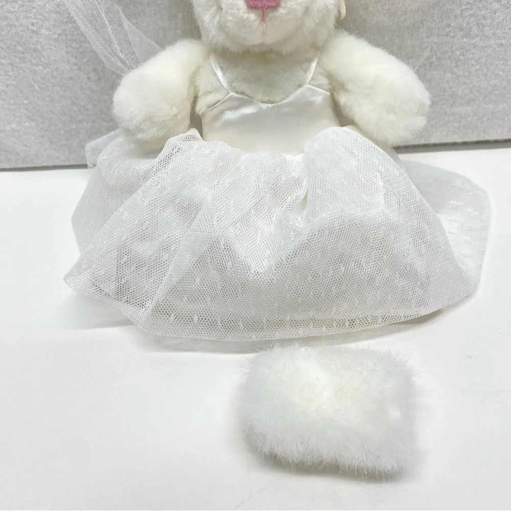 Build-A-Bear White Bride Bear 7inch Plush Teddy in Bridal Wedding Set w/ Veil